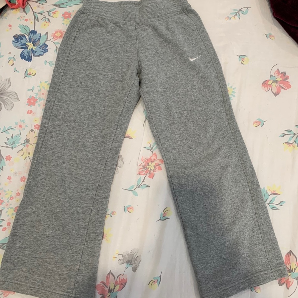 COPY - Girls grey Nike sweatpants